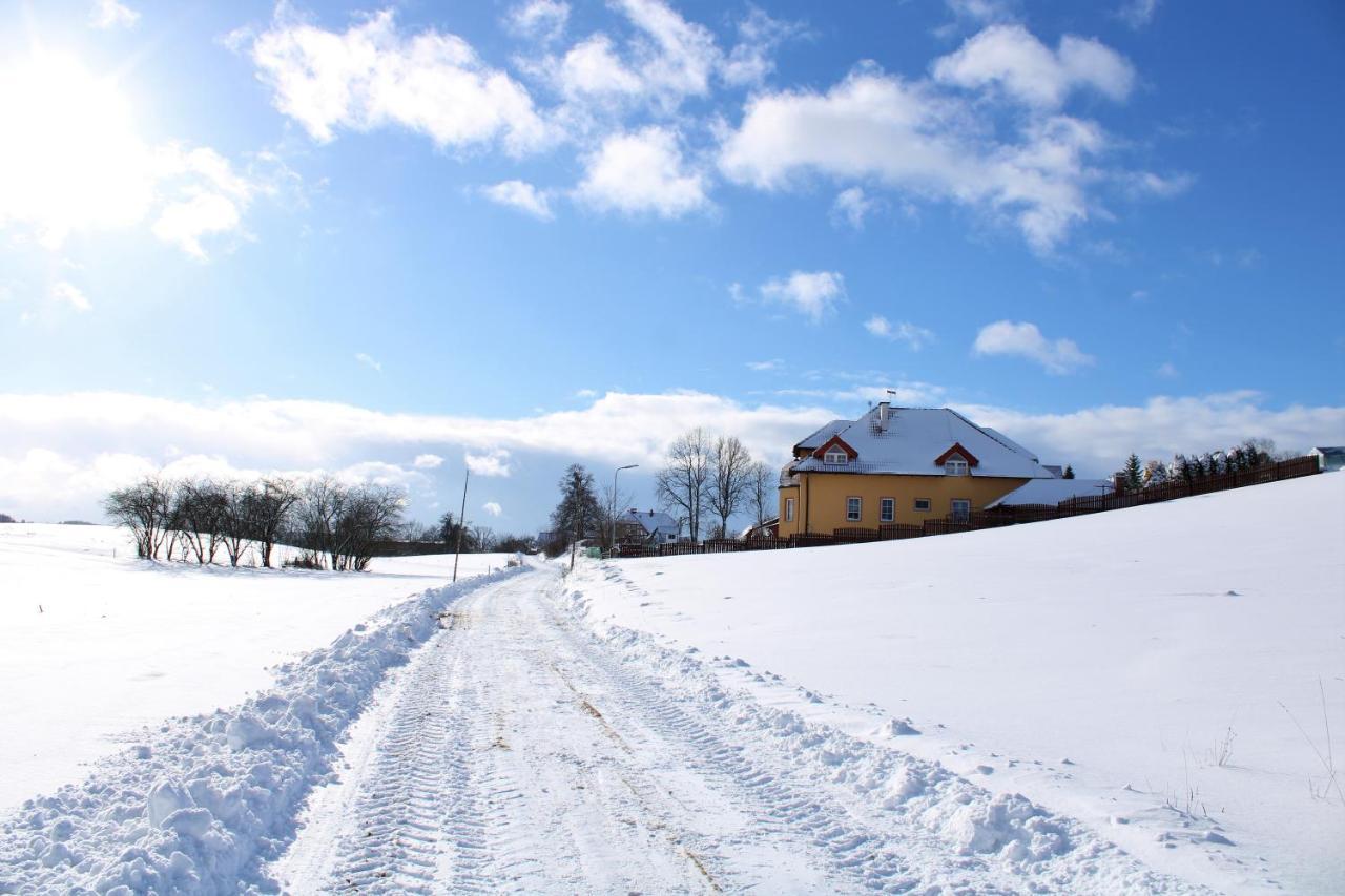 Agroturystyka Pod Ptasią Górą Golubie Zewnętrze zdjęcie